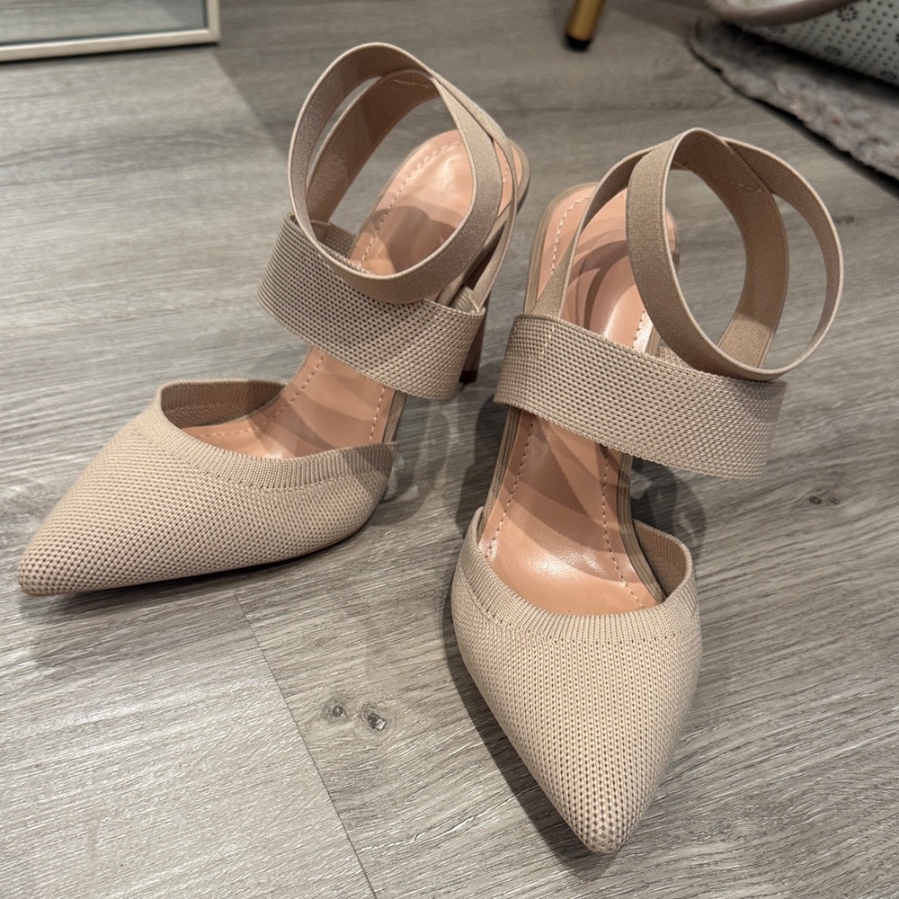 Elegant Tan Women's Shoes